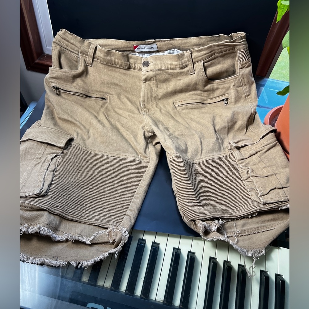 Denim House Khaki Cut Off Shorts sz 40